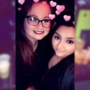 Meet your Posher, Kayla